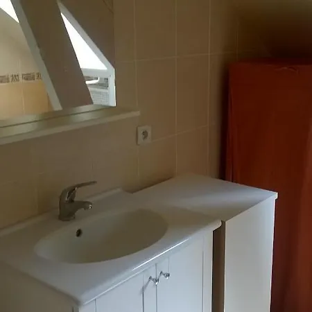 La Taniere * Brette-les-Pins
