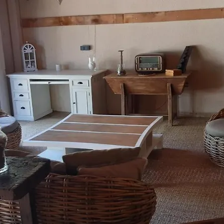 Homestay La Taniere Brette-les-Pins